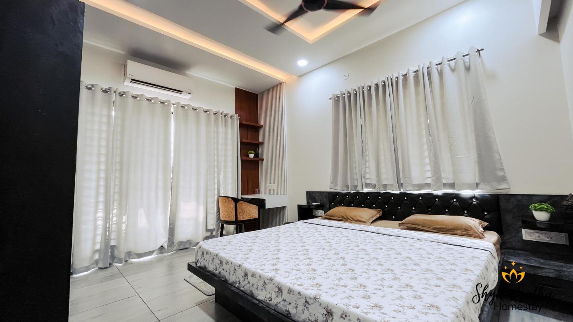 Shyam Sudha Home Stay อุจเจน ภายนอก รูปภาพ