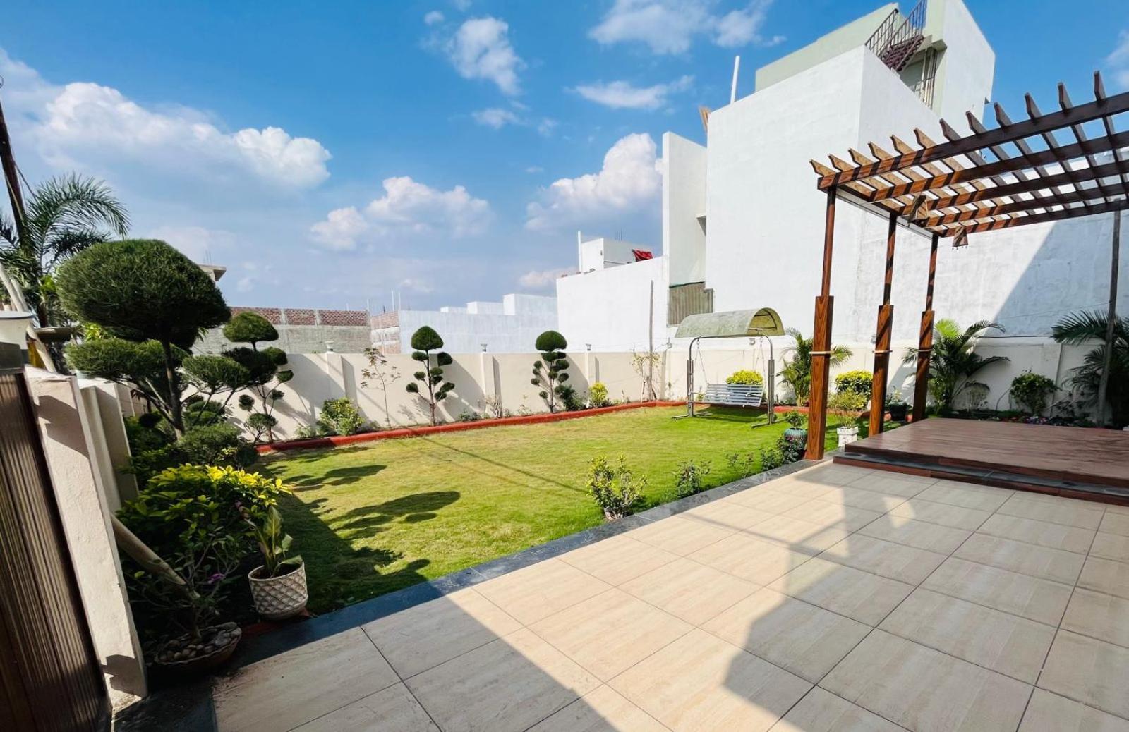 Shyam Sudha Home Stay อุจเจน ภายนอก รูปภาพ